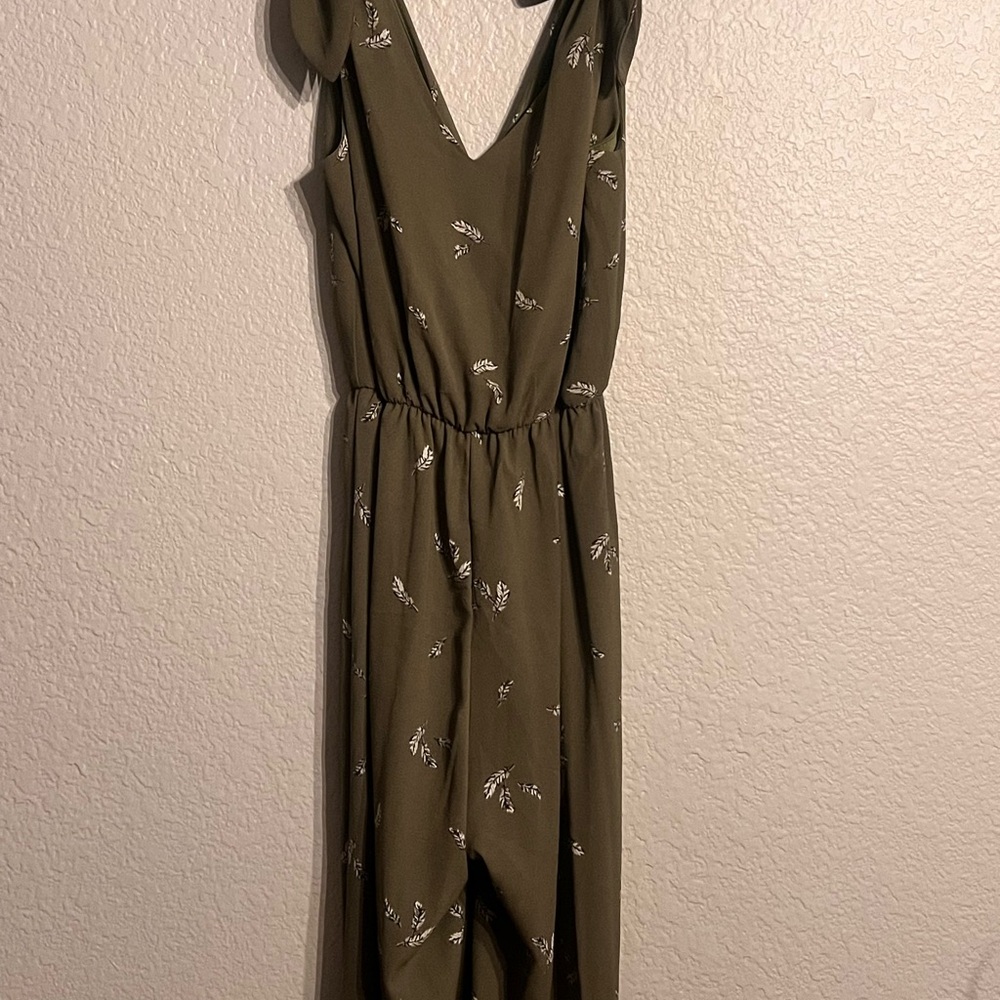 Everly‎ Green Sleeveless V-Neck Jumpsuit